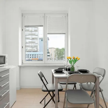 Apartment Przytulny Legionow Z Parkingiem By Renters Breslau