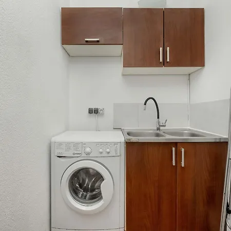 Przytulny Legionow Z Parkingiem By Renters Apartment Breslau